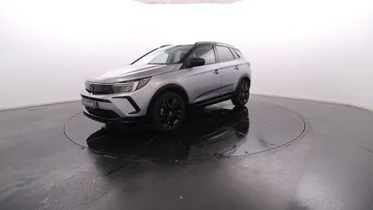 Usado Opel Grandland X 130 HP (95 kW) 2024 Cinzento SUV