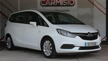 Usado Opel Zafira Innovation 134 HP (98 kW) 2017 Branco Monovolume