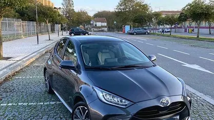Usado Toyota Yaris Hybrid 116 HP (85 kW) 2024