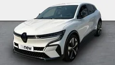 Branco Usado 2024 Renault Mégane Komfort SUV | € 38.000 (Preço justo)