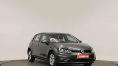 Cinzento Usado 2017 VW Golf VII Citadino | € 17.999 (Preço justo)