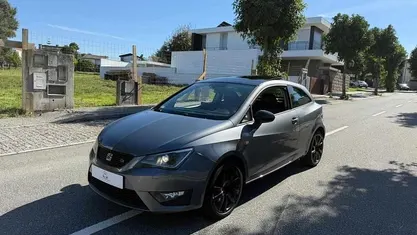 Cinzento Usado 2015 Seat Ibiza ST Carrinha | € 8.500 (Preço justo)