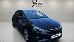 Preto Usado 2016 Opel Astra Edition | € 13.900