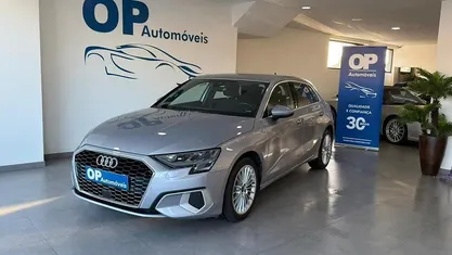 Usado Audi A3 Advanced 110 HP (80 kW) 2023 Sedan