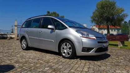 Cinzento Usado 2007 Citroën Grand C4 Picasso Exclusive Monovolume | € 3.750 (Preço justo)