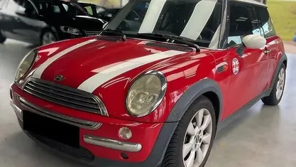 Vermelho Usado 2003 Mini Cooper Exclusive Citadino | € 5.990 (Preço justo)