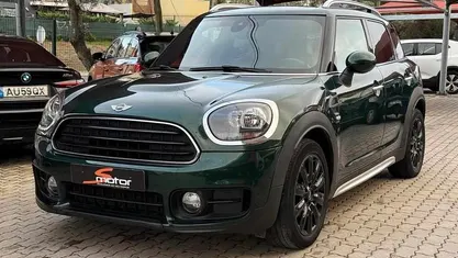 Usado Mini Countryman 116 HP (85 kW) 2018 Verde SUV