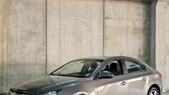 Cinzento Usado 2009 Chevrolet Cruze Sedan | € 6.250 (Preço justo)