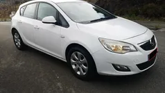 Branco Usado 2015 Opel Astra Selection Citadino | € 8.950 (Bom preço)