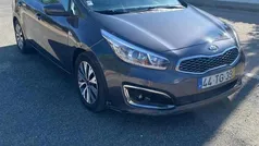 Cinzento Usado 2017 Kia Ceed Carrinha | € 12.000 (Preço justo)