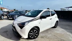 Branco Usado 2019 Toyota Aygo X-cite Citadino | € 9.950 (Preço justo)