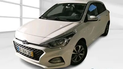 Branco Usado 2019 Hyundai i20 Comfort Citadino | € 12.300 (Preço justo)