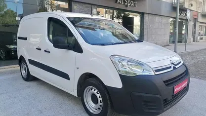 Branco Usado 2018 Citroën Berlingo Monovolume | € 6.990 (Bom preço)
