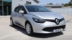 Cinzento Usado 2015 Renault Clio IV | € 10.900 (Preço justo)