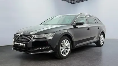 Preto Usado 2023 Skoda Superb Business Line Carrinha | € 22.950 (Bom preço)