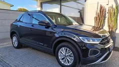 Preto Usado 2023 VW T-Roc Life SUV | € 21.900 (Preço justo)