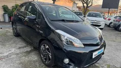 Preto Usado 2012 Toyota Yaris Hybrid Citadino | € 10.990 (Preço justo)