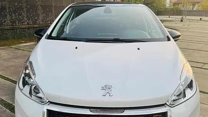 Usado 2016 Peugeot 208 Citadino | € 8.990 (Preço justo)