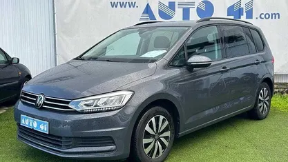Usado VW Touran 150 HP (110 kW) 2023 Cinza Monovolume