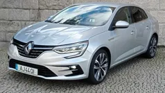 Cinza prata Usado 2021 Renault Mégane IV Intens Coupé | € 19.500 (Preço justo)