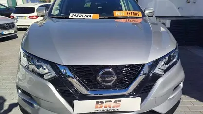 Cinza antracite Usado 2021 Nissan Qashqai N-Connecta SUV | € 22.750 (Preço justo)