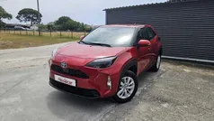 Vermelho Usado 2021 Toyota Yaris Hybrid | € 22.950 (Preço justo)