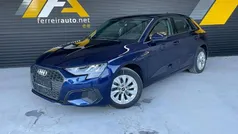 Azul Usado 2022 Audi A3 Sportback e-tron Sedan | € 24.900 (Bom preço)