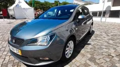 Cinzento Usado 2013 Seat Ibiza Reference Citadino | € 7.999 (Preço justo)