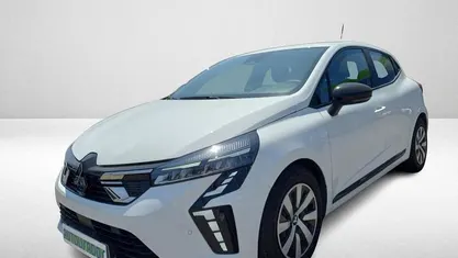 Branco Usado 2024 Mitsubishi Colt | € 15.740 (Preço justo)