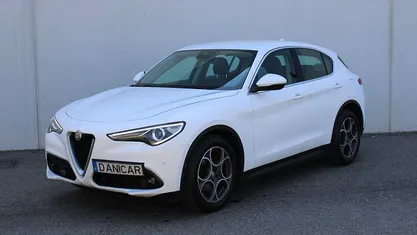 Usado Alfa Romeo Stelvio Super 180 HP (132 kW) 2017 Branco SUV