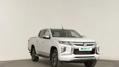 Branco Usado 2022 Mitsubishi L200 Intense Pickup | € 33.490 (Preço justo)