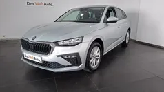 Cinzento Usado 2024 Skoda Scala Citadino | € 21.290 (Preço justo)