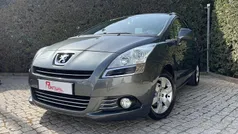 Usado 2012 Peugeot 5008 Allure Monovolume | € 10.990 (Preço justo)