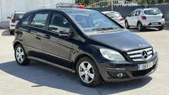 Preto Usado 2009 Mercedes B180 Monovolume | € 4.990 (Preço justo)