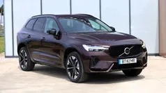 Vermelho Novo 2025 Volvo XC60 Plus SUV | € 61.300 (Preço justo)