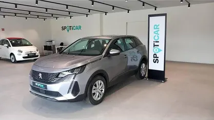 Usado Peugeot 3008 Active 130 HP (95 kW) 2021 SUV