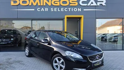 Usado Volvo V40 Kinetic 120 HP (88 kW) 2016
