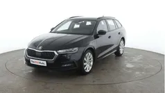 Preto Usado 2022 Skoda Octavia Ambition Carrinha | € 27.990 (Preço justo)