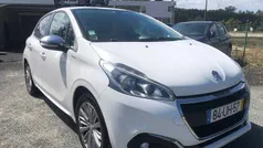 Branco Usado 2018 Peugeot 208 Citadino | € 7.900 (Bom preço)