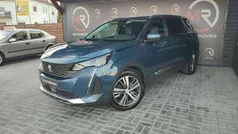 Azul (metalizado) Usado 2021 Peugeot 5008 Allure Monovolume | € 25.900 (Preço justo)