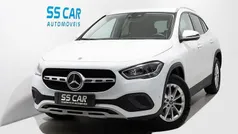 Branco Usado 2022 Mercedes GLA250 Progressive SUV | € 31.490 (Bom preço)