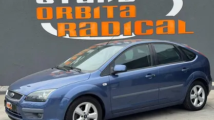 Azul Usado 2005 Ford Focus Citadino | € 4.980 (Preço justo)