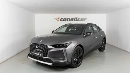 Cinzento Usado 2022 DS Automobiles DS4 | € 25.480 (Preço justo)