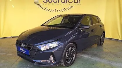 Usado Hyundai i20 Comfort 84 HP (61 kW) 2022 Cinza Citadino