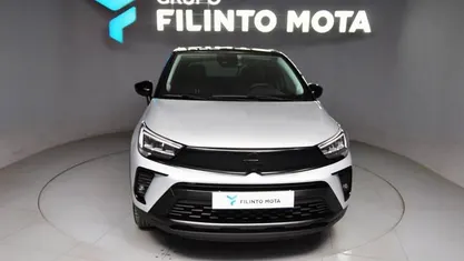 Usado Opel Crossland Design & Tech 110 HP (80 kW) 2023 Cinzento SUV