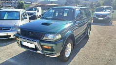 Verde Usado 1999 Mitsubishi Pajero SUV | € 8.750 (Preço justo)