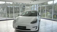 Branco Usado 2021 Tesla Model 3 Sedan | € 31.900 (Preço justo)