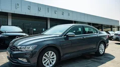 Usado 2020 VW Passat Sedan | € 21.900 (Preço justo)