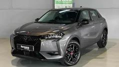 Cinzento Usado 2023 DS Automobiles DS3 Crossback Performance SUV | € 22.480 (Preço justo)