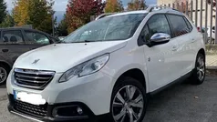 Branco Usado 2015 Peugeot 2008 Active SUV | € 9.500 (Preço justo)